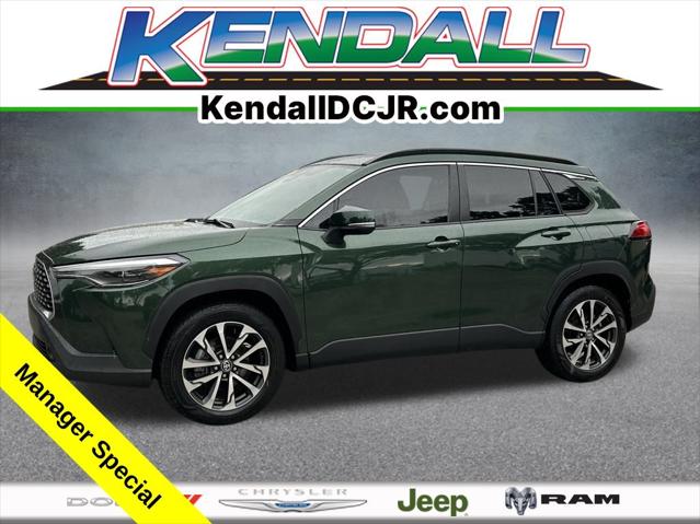 2022 Toyota Corolla Cross XLE 2022 Toyota Corolla Cross XLE