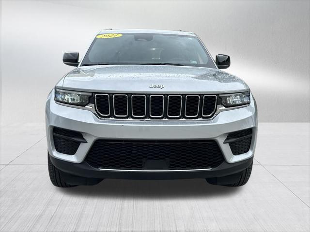 2024 Jeep Grand Cherokee Laredo X 4x4