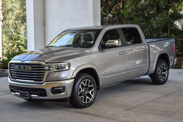 2025 RAM 1500 Laramie Crew Cab 4x4 57 Box