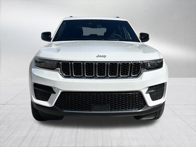 2025 Jeep Grand Cherokee GRAND CHEROKEE LAREDO X 4X2 2025 Jeep Grand Cherokee GRAND CHEROKEE LAREDO X 4X2