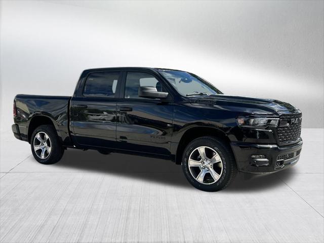 2026 RAM Ram 1500 RAM 1500 EXPRESS CREW CAB 4X2 57 BOX