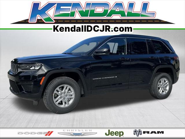 2025 Jeep Grand Cherokee GRAND CHEROKEE LAREDO 4X4