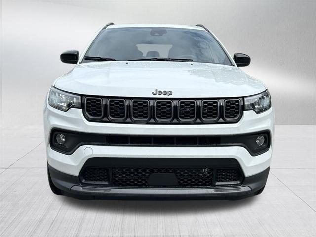 2025 Jeep Compass COMPASS LATITUDE 4X4