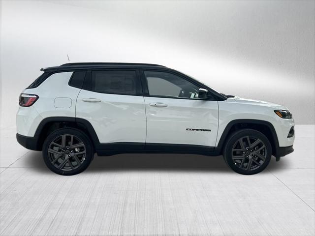 2025 Jeep Compass COMPASS LIMITED 4X4