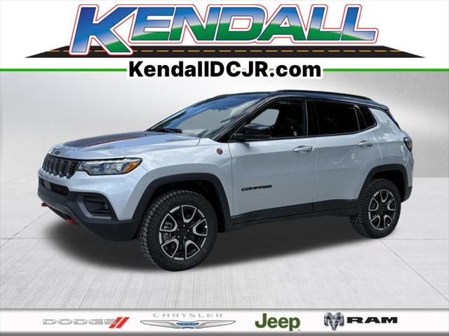 2025 Jeep Compass COMPASS TRAILHAWK 4X4