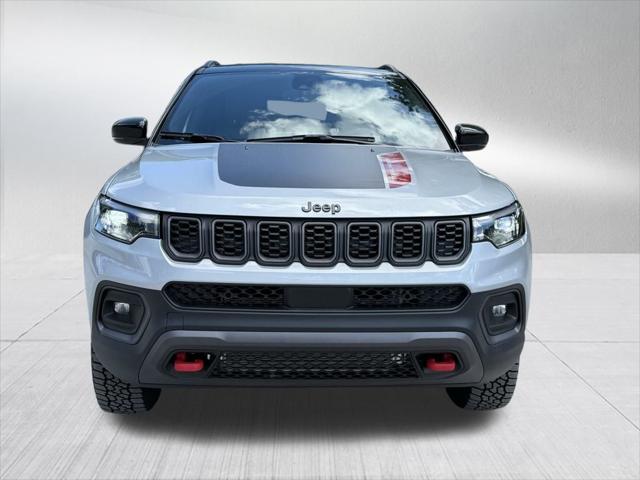 2025 Jeep Compass COMPASS TRAILHAWK 4X4
