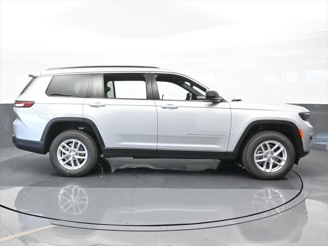 2024 Jeep Grand Cherokee L Laredo X 4x2 2024 Jeep Grand Cherokee L Laredo X 4x2