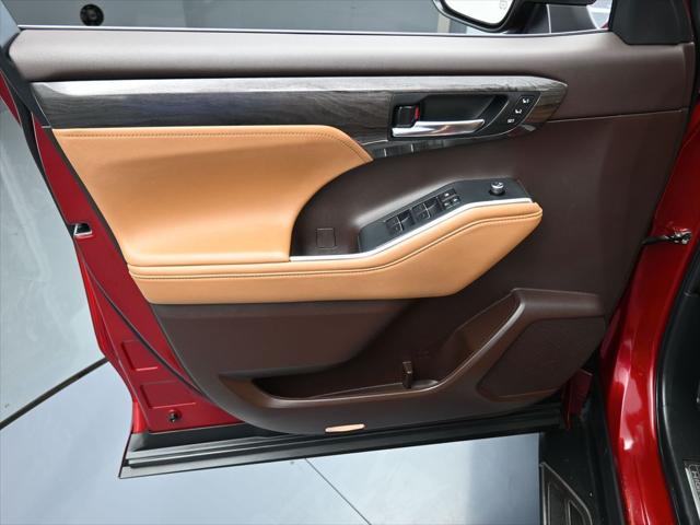 2022 Toyota Highlander Platinum 2022 Toyota Highlander Platinum