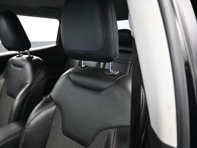 2019 Jeep Compass Latitude FWD 2019 Jeep Compass Latitude FWD