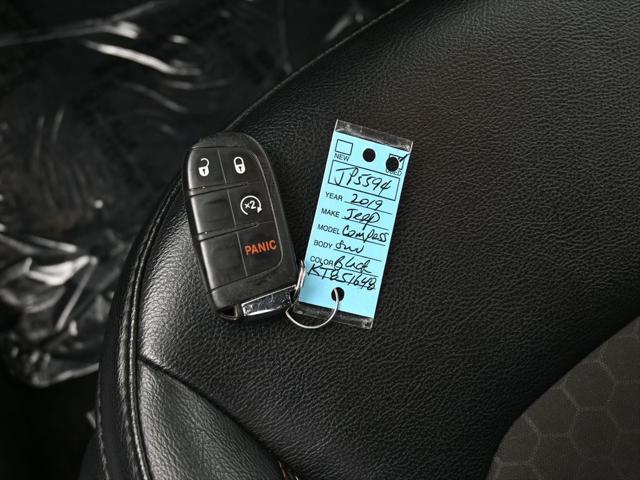 2019 Jeep Compass Latitude FWD 2019 Jeep Compass Latitude FWD