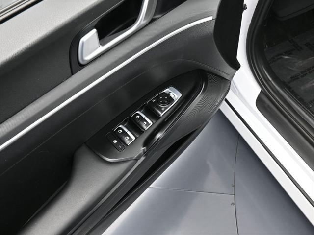 2023 Kia K5 LXS 2023 Kia K5 LXS