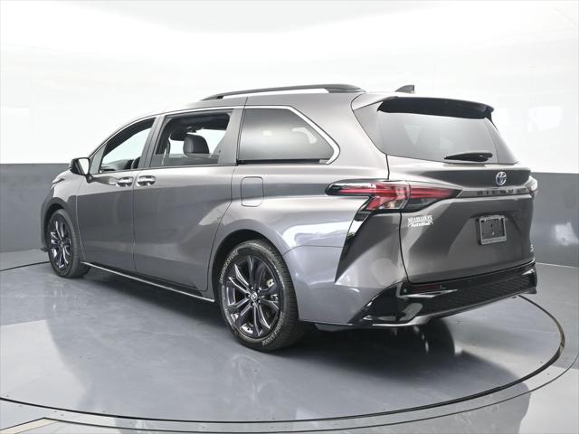 2022 Toyota Sienna XSE 2022 Toyota Sienna XSE