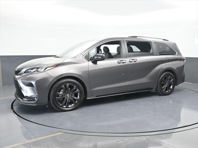 2022 Toyota Sienna XSE 2022 Toyota Sienna XSE