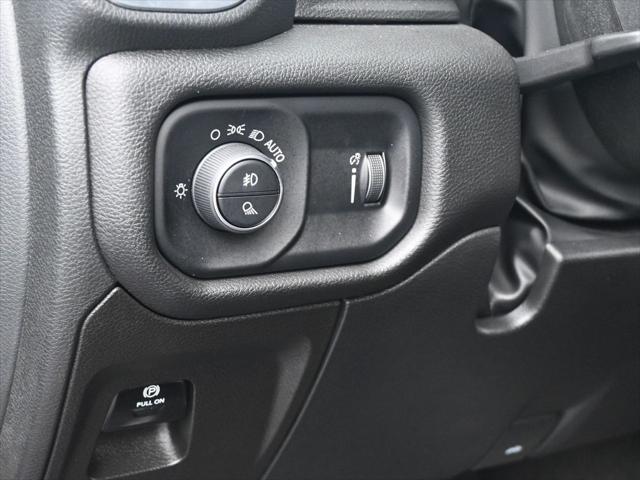 2024 RAM 1500 Big Horn Quad Cab 4x2 64 Box 2024 RAM 1500 Big Horn Quad Cab 4x2 64 Box