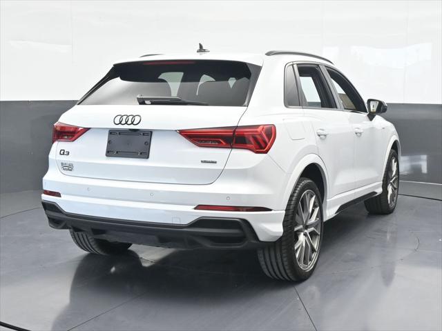 2025 Audi Q3 Premium 45 TFSI S line quattro Tiptronic