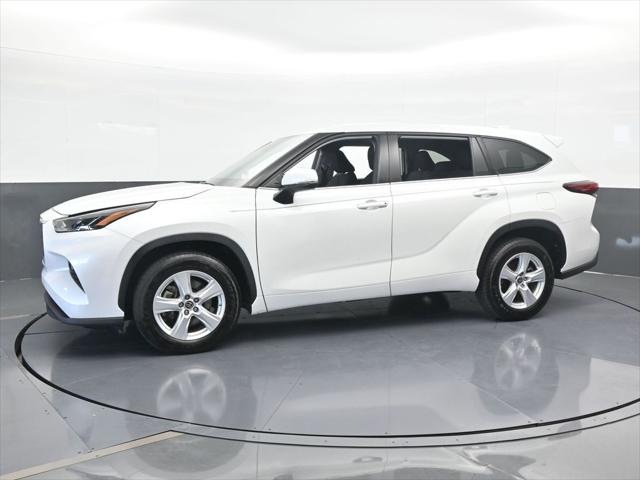 2022 Toyota Highlander LE