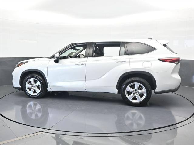 2022 Toyota Highlander LE