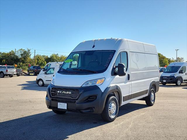 2025 RAM ProMaster 1500 Cargo Van Tradesman High Roof 136 WB w/Pass Seat