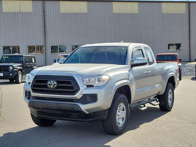 2022 Toyota Tacoma SR 2022 Toyota Tacoma SR