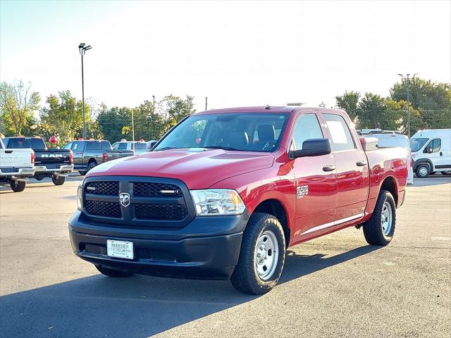 2022 RAM 1500 Classic Tradesman Crew Cab 4x4 57 Box 2022 RAM 1500 Classic Tradesman Crew Cab 4x4 57 Box
