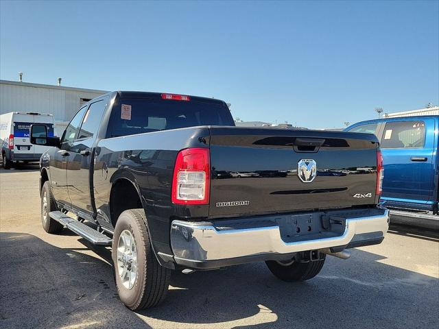 2024 RAM 2500 Big Horn Crew Cab 4x4 64 Box