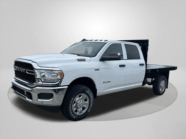 2022 RAM 3500 Tradesman Crew Cab 4x4 8 Box 2022 RAM 3500 Tradesman Crew Cab 4x4 8 Box