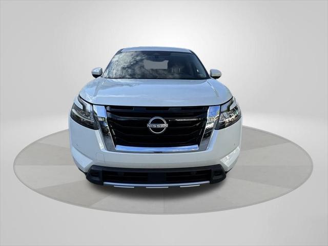 2024 Nissan Pathfinder SL FWD 2024 Nissan Pathfinder SL FWD