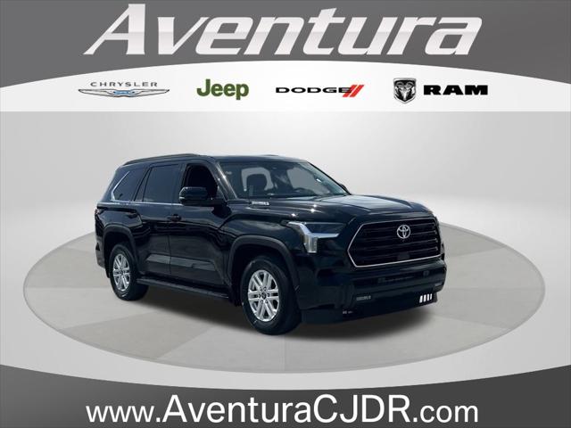 2023 Toyota Sequoia SR5