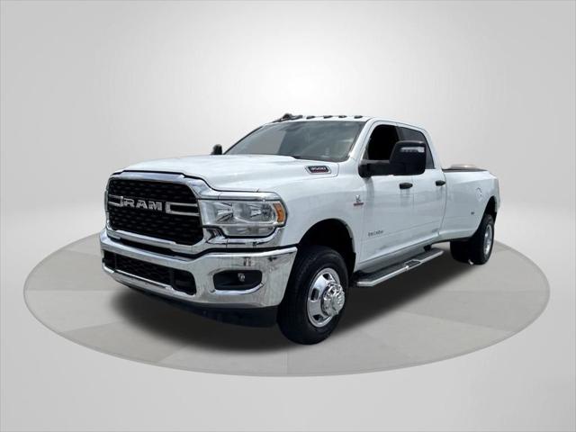 2024 RAM 3500 Big Horn Crew Cab 4x4 8 Box 2024 RAM 3500 Big Horn Crew Cab 4x4 8 Box