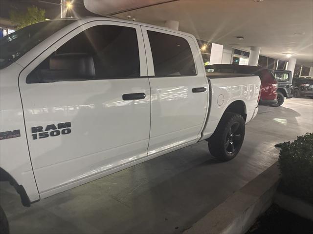 2017 RAM 1500 Express Crew Cab 4x2 57 Box
