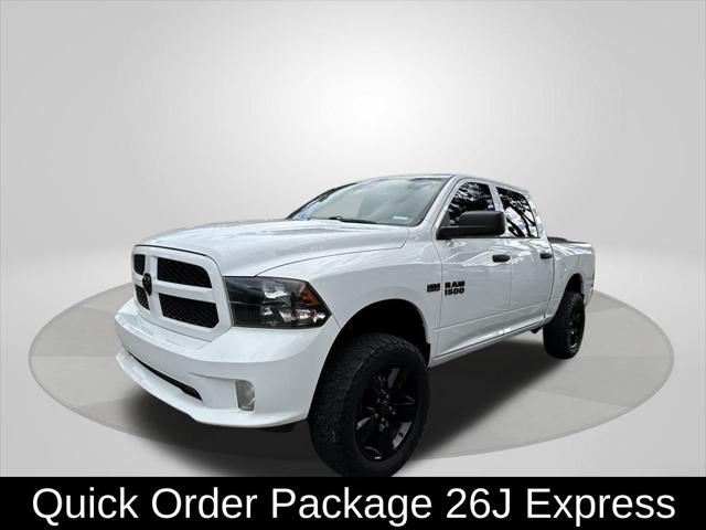 2017 RAM 1500 Express Crew Cab 4x2 57 Box 2017 RAM 1500 Express Crew Cab 4x2 57 Box