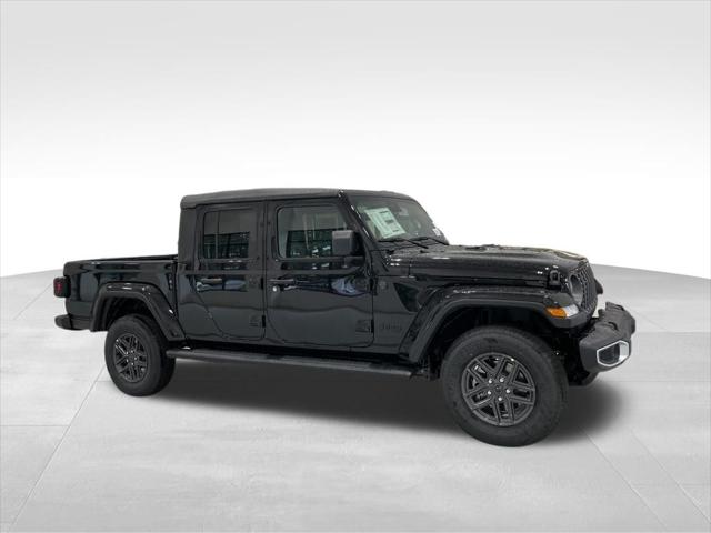 2025 Jeep Gladiator GLADIATOR SPORT S 4X4