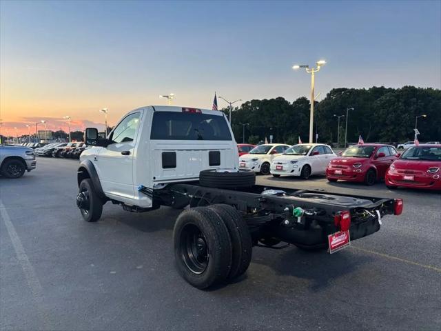 2024 RAM 5500 Chassis Tradesman/SLT 2024 RAM 5500 Chassis Tradesman/SLT