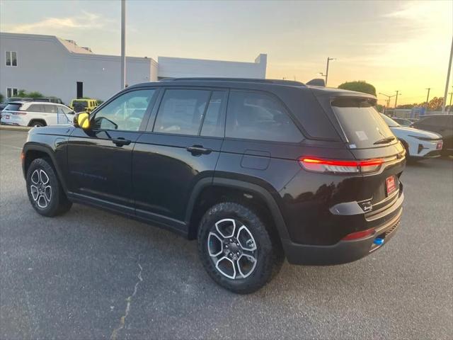 2024 Jeep Grand Cherokee 4xe GRAND CHEROKEE TRAILHAWK 4xe 2024 Jeep Grand Cherokee 4xe GRAND CHEROKEE TRAILHAWK 4xe
