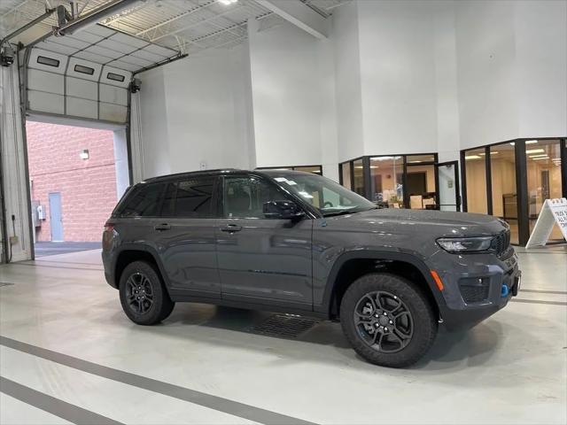 2024 Jeep Grand Cherokee 4xe GRAND CHEROKEE TRAILHAWK 4xe 2024 Jeep Grand Cherokee 4xe GRAND CHEROKEE TRAILHAWK 4xe