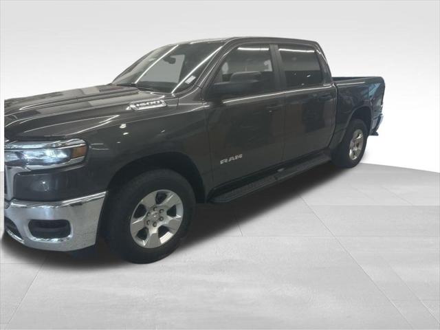 2026 RAM Ram 1500 RAM 1500 TRADESMAN CREW CAB 4X4 57 BOX