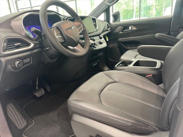 2025 Chrysler Pacifica PACIFICA SELECT 2025 Chrysler Pacifica PACIFICA SELECT