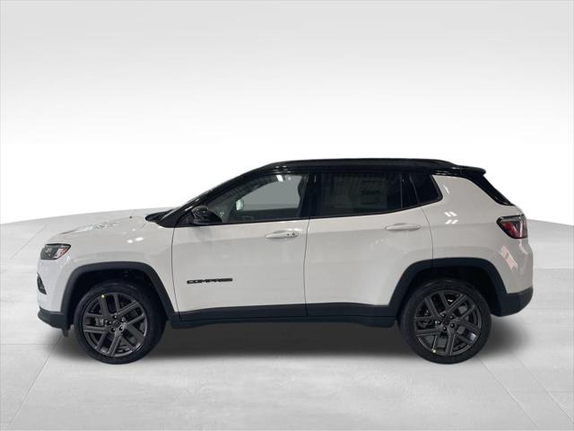 2025 Jeep Compass COMPASS LIMITED 4X4