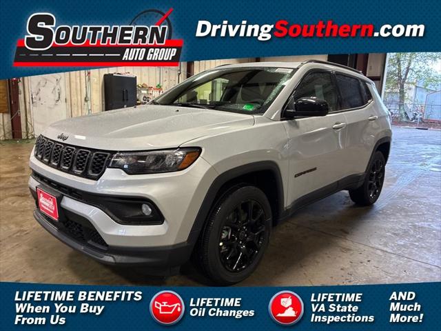 2025 Jeep Compass COMPASS LATITUDE 4X4