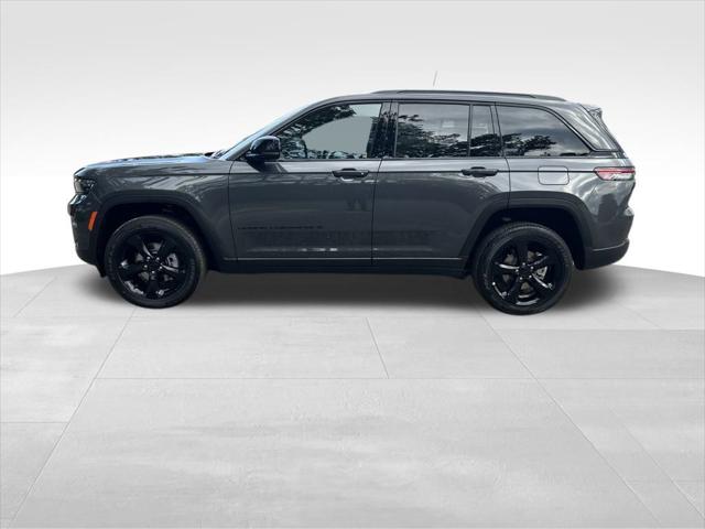 2025 Jeep Grand Cherokee GRAND CHEROKEE ALTITUDE 4X4 2025 Jeep Grand Cherokee GRAND CHEROKEE ALTITUDE 4X4