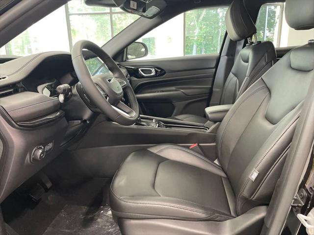 2025 Jeep Compass COMPASS LIMITED 4X4