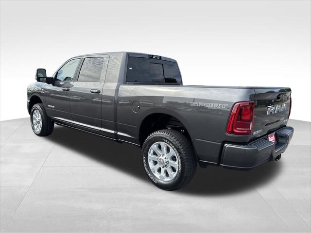 2025 RAM Ram 2500 RAM 2500 LARAMIE MEGA CAB 4X4 64 BOX