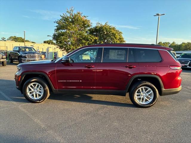 2025 Jeep Grand Cherokee GRAND CHEROKEE L LAREDO X 4X4