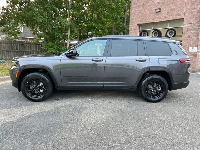 2025 Jeep Grand Cherokee GRAND CHEROKEE L ALTITUDE 4X4