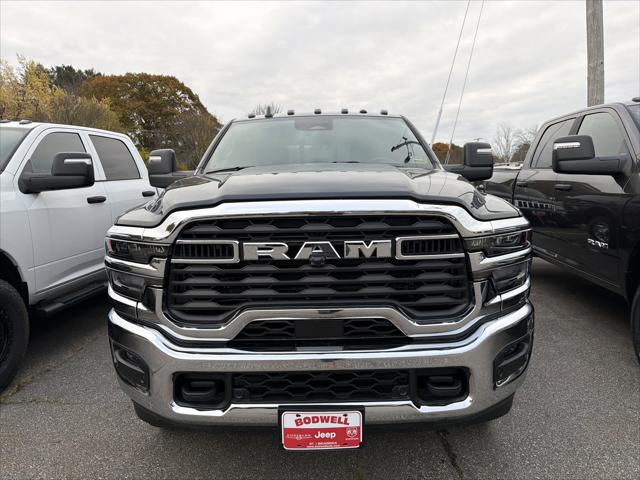 2025 RAM Ram 2500 RAM 2500 TRADESMAN CREW CAB 4X4 64 BOX