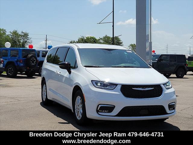 2025 Chrysler Pacifica PACIFICA SELECT