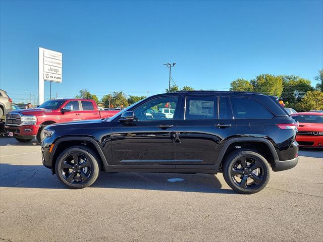 2025 Jeep Grand Cherokee GRAND CHEROKEE ALTITUDE X 4X4