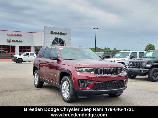 2025 Jeep Grand Cherokee GRAND CHEROKEE LAREDO X 4X4