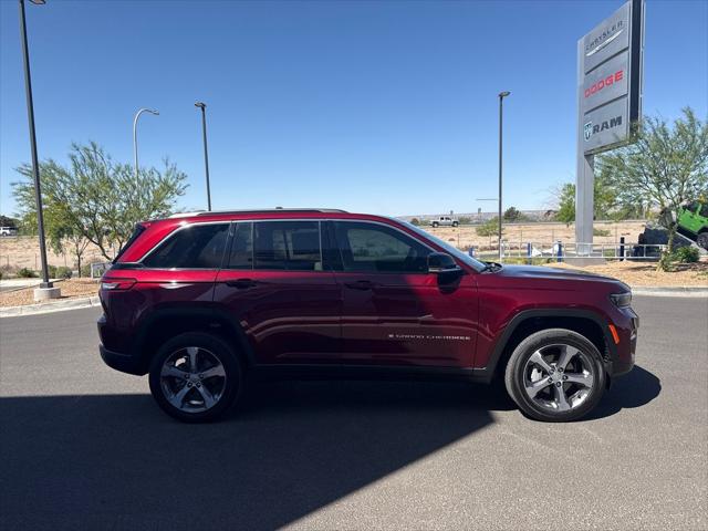2025 Jeep Grand Cherokee GRAND CHEROKEE LIMITED 4X4