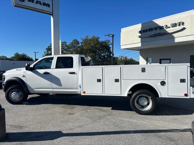 2025 RAM Ram 5500 Chassis Cab RAM 5500 TRADESMAN CHASSIS CREW CAB 4X4 84 CA 2025 RAM Ram 5500 Chassis Cab RAM 5500 TRADESMAN CHASSIS CREW CAB 4X4 84 CA
